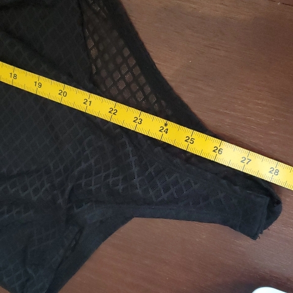 Black low cut bodysuit with sheer back - Picture 10 of 11